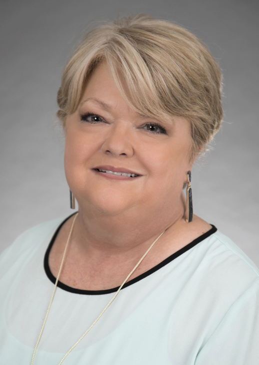 Headshot of Cindy Caruso, Administrative Manager of Murphy Appraisal Services.
